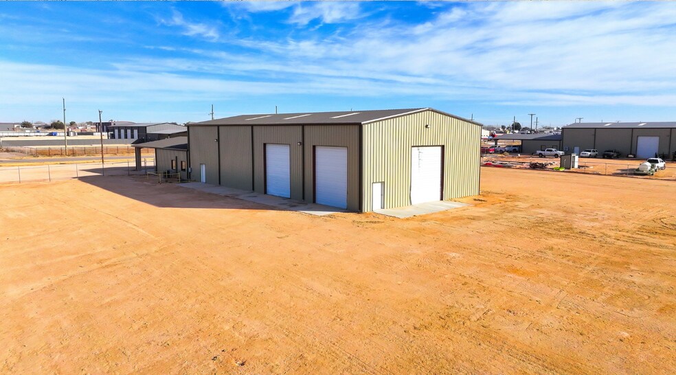 1506 County 140 rd, Midland, TX à louer - Photo du bâtiment - Image 3 de 32