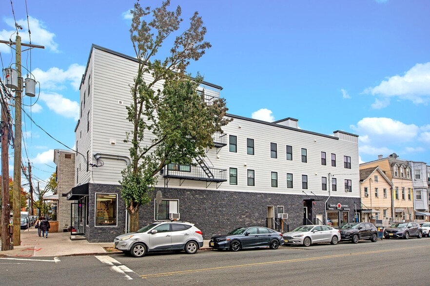 136 Elm St, Newark, NJ for sale - Building Photo - Image 2 of 6