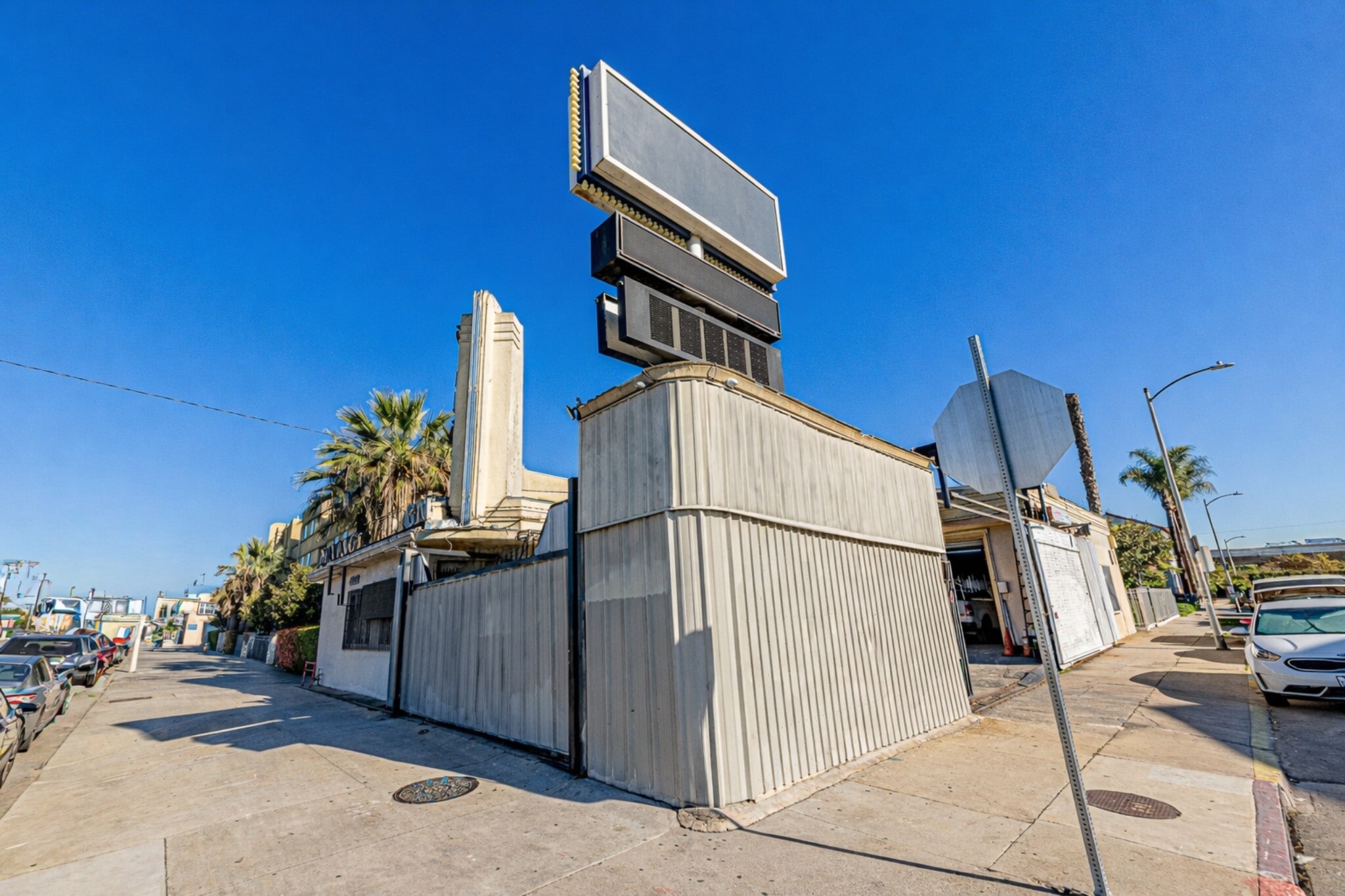 4922 S Figueroa St, Los Angeles, CA for sale Primary Photo- Image 1 of 37