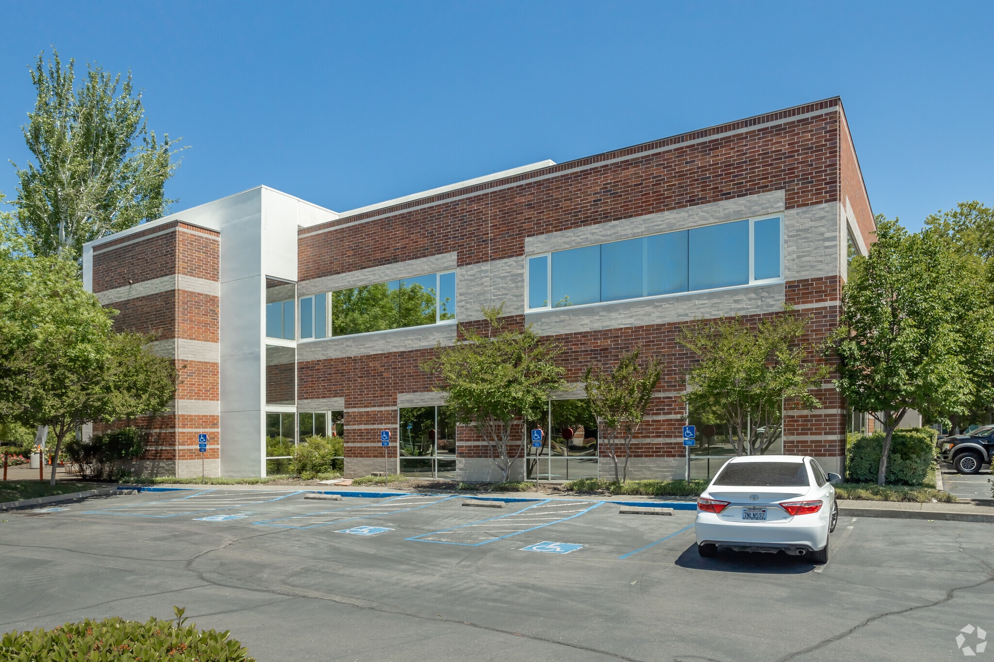 2356 Gold Meadow Way, Gold River, CA for lease Building Photo- Image 1 of 16