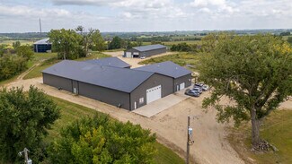 Plus de détails pour 514 E 9th St, Zumbrota, MN - Industriel à louer