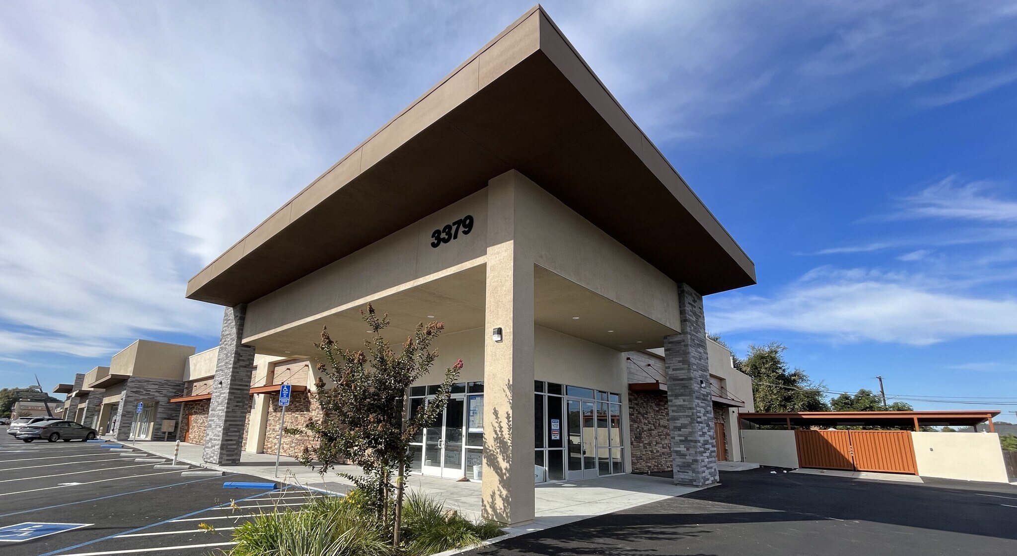 3413-3423 El Camino Real, Santa Clara, CA à louer Photo principale- Image 1 de 16