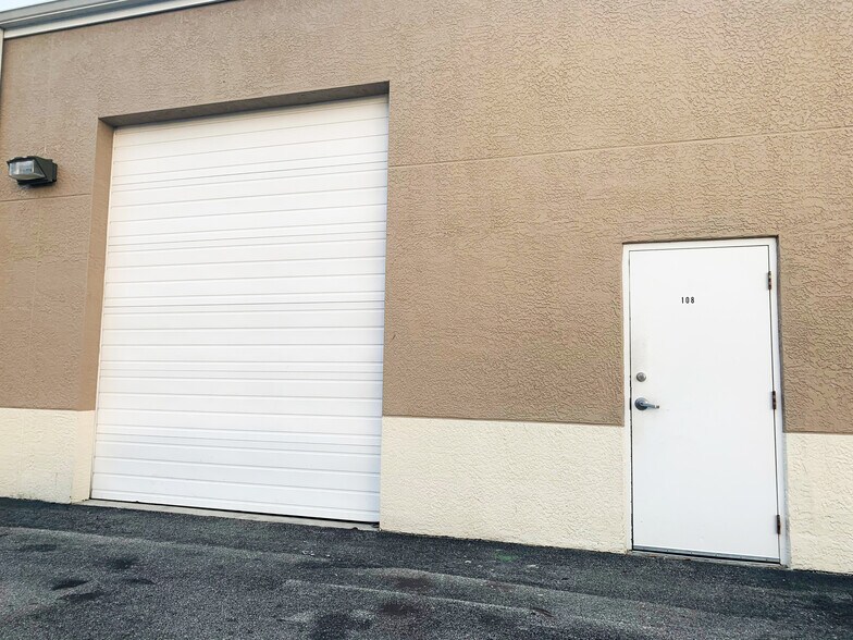 4300 Ford St, Fort Myers, FL for lease - Building Photo - Image 3 of 4