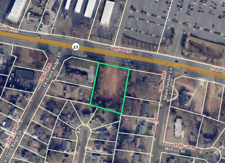 9452 Albemarle Rd, Charlotte, NC for lease Primary Photo- Image 1 of 4