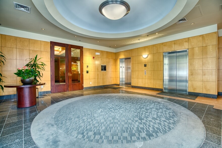 921 Walnut St, Boulder, CO for lease - Building Photo - Image 3 of 6