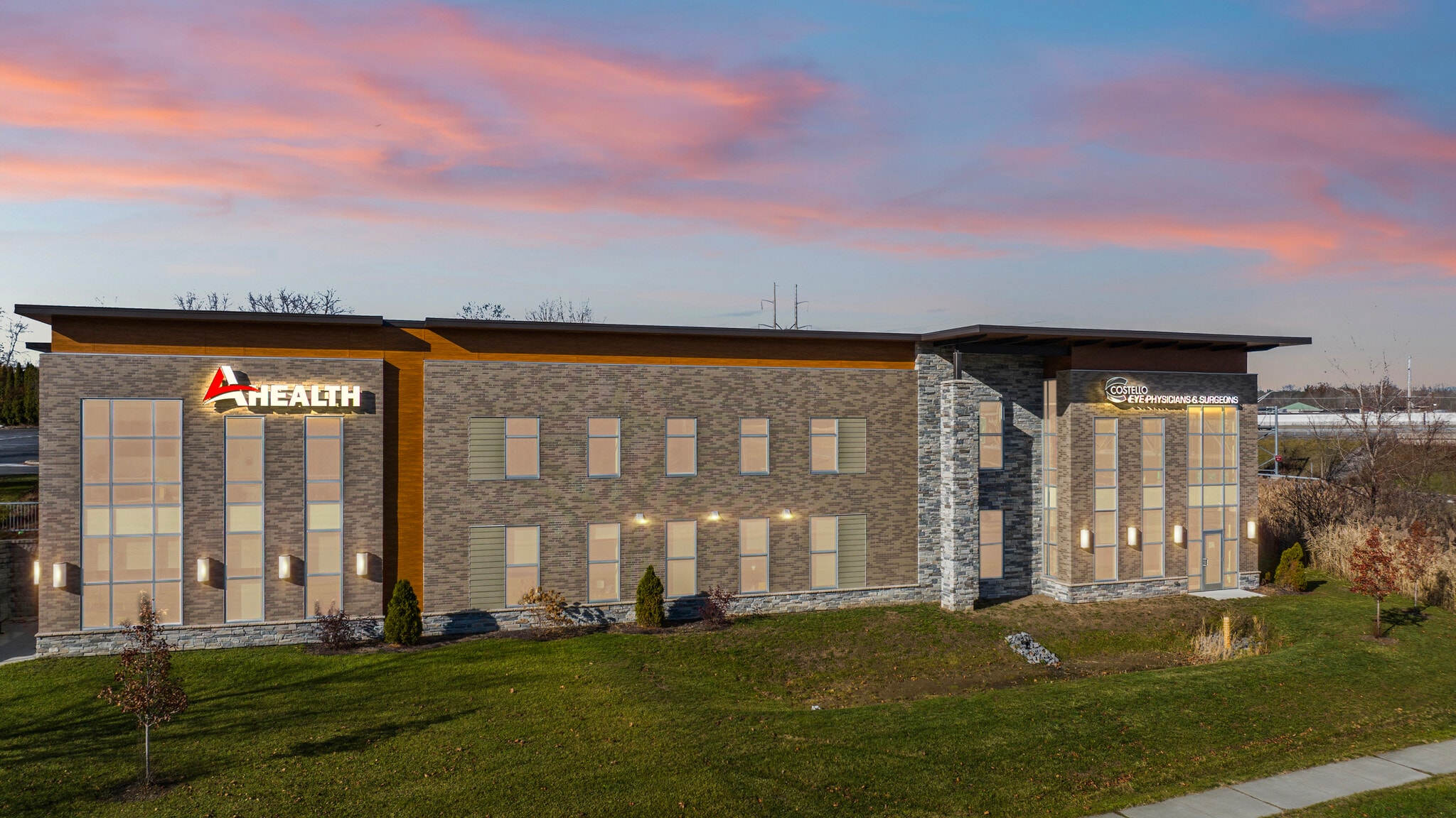 4 Ellinwood Dr, New Hartford, NY for sale Primary Photo- Image 1 of 13