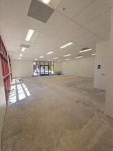 7598 Monterey St, Gilroy, CA for lease Interior Photo- Image 2 of 6