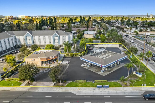 Plus de détails pour 12931 Garden Grove Blvd, Garden Grove, CA - Commerce de détail à vendre