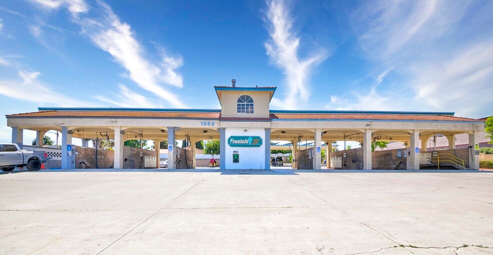 1352 N Santa Fe Ave, Vista, CA for sale - Building Photo - Image 2 of 19