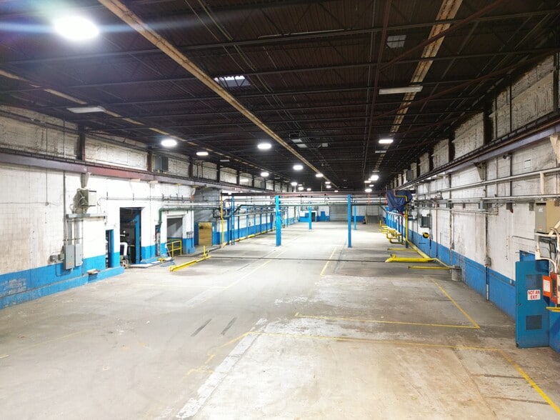 44 Rivulet St, Uxbridge, MA for sale - Building Photo - Image 2 of 6