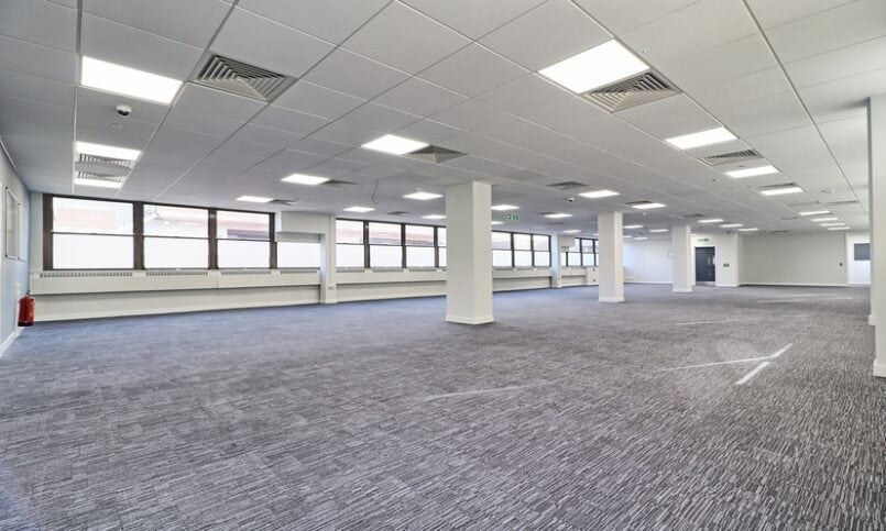 Church Walk, Basildon for lease - Interior Photo - Image 3 of 21
