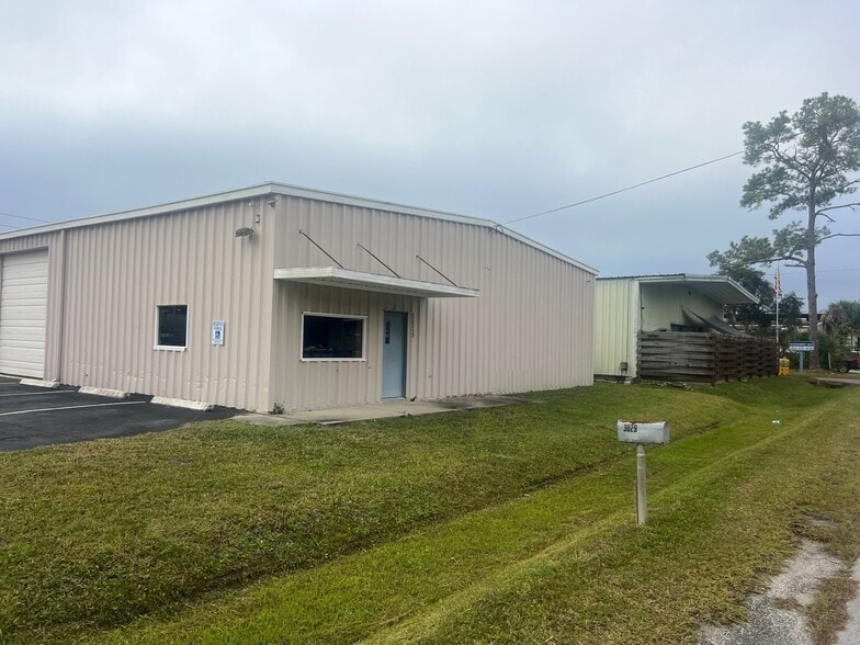 3029 NE 20th Way, Gainesville, FL for lease - Building Photo - Image 1 of 8