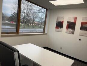 2000 Hogback Rd, Ann Arbor, MI à louer Photo intérieure- Image 1 de 2