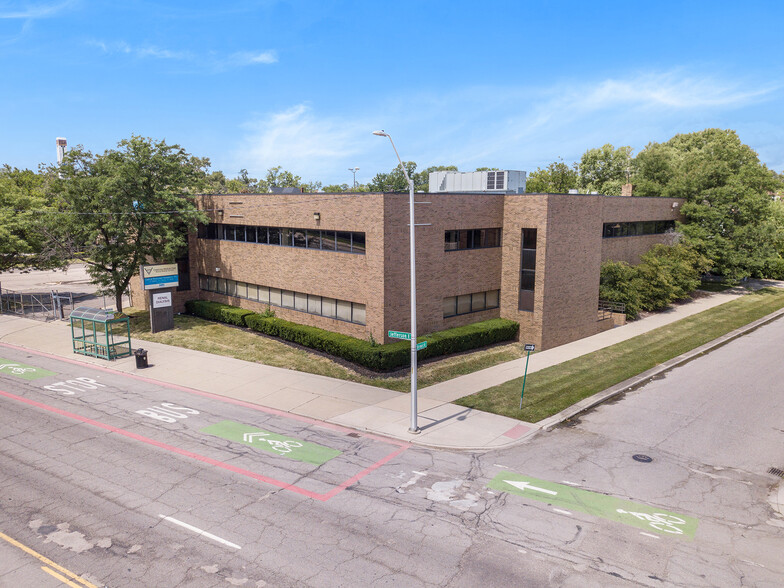 10201 E Jefferson Ave, Detroit, MI for sale - Building Photo - Image 1 of 1