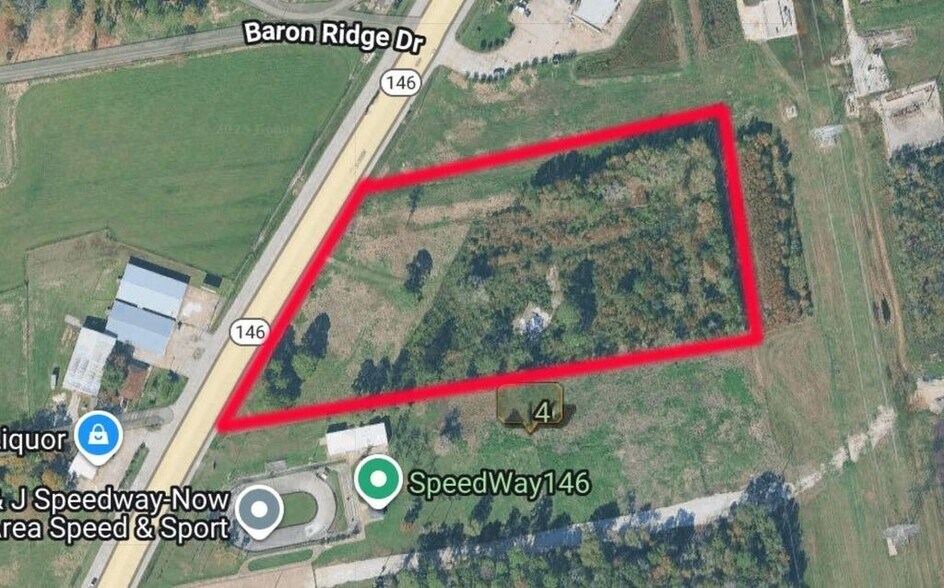 6822 N Highway 146, Baytown, TX à vendre - Photo du bâtiment - Image 1 de 12