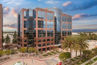 Plus de détails pour 1 MacArthur Pl, Santa Ana, CA - Bureau à louer