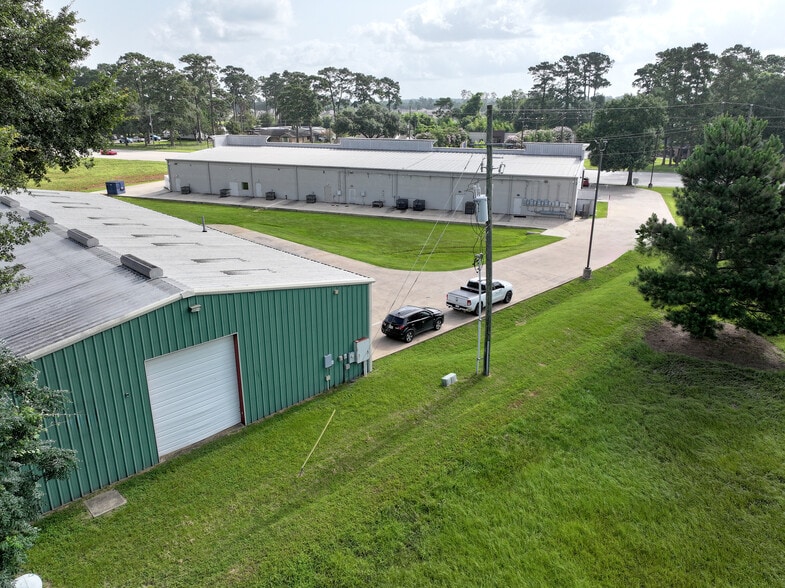 25245 FM 2978 Rd, Tomball, TX for lease - Building Photo - Image 2 of 12