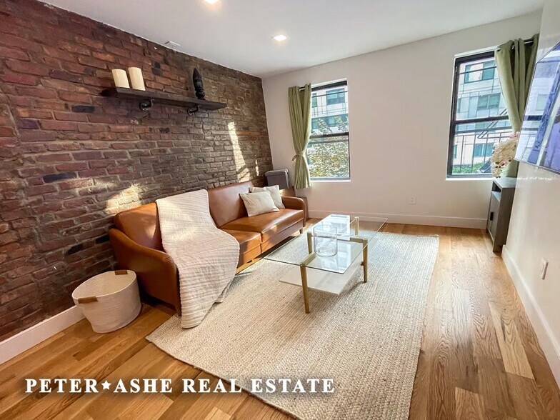 520 Ninth Ave, New York, NY à vendre - Photo intérieure - Image 3 de 14