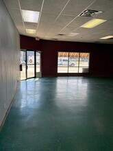 1405 United Dr, San Marcos, TX for lease Interior Photo- Image 2 of 4