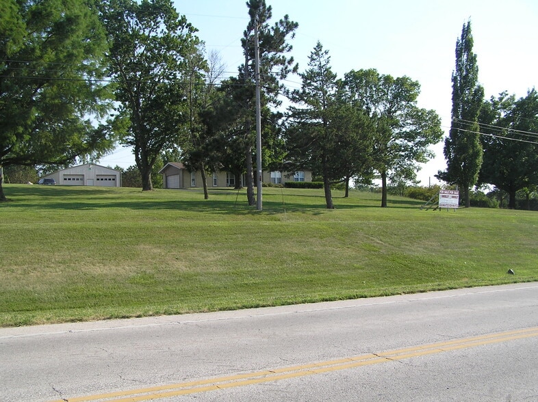 10290 Veterans Memorial Pky, O'Fallon, MO for sale - Building Photo - Image 3 of 8