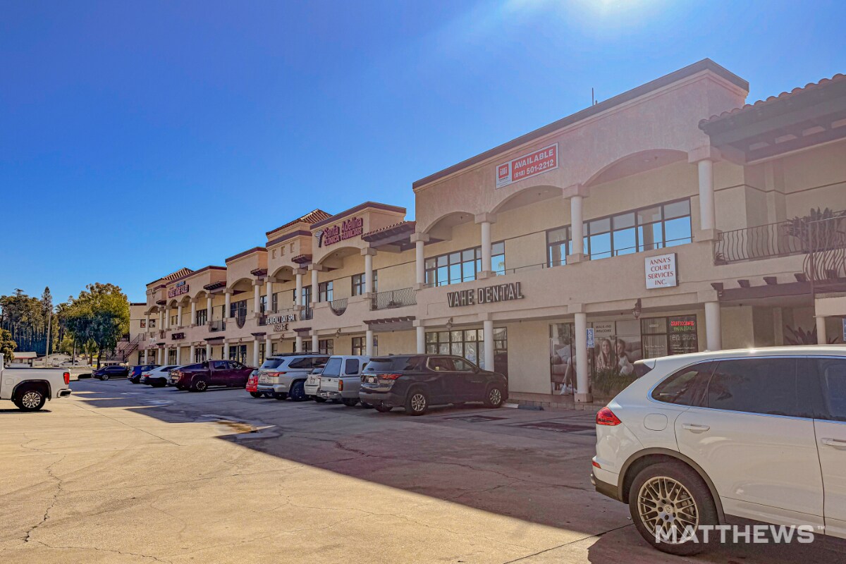 680 E Alosta Ave, Azusa, CA for lease Primary Photo- Image 1 of 3