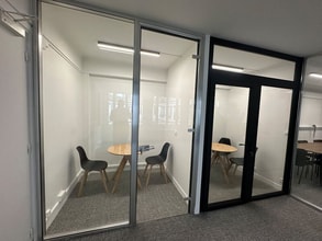 11 Rue Des Petites Ecuries, Paris à louer Photo intérieure- Image 2 de 10