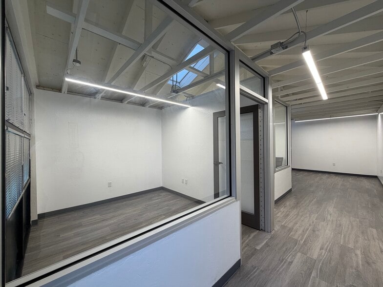 2116-2118 28th St, Sacramento, CA for lease - Building Photo - Image 2 of 8