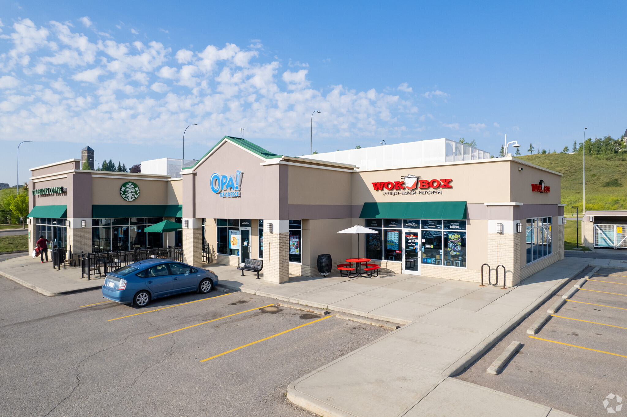 Symons Valley Rd, Calgary, AB for lease Building Photo- Image 1 of 58