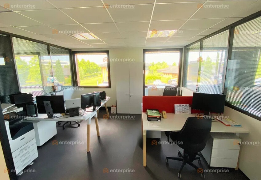 Office in VILLENEUVE-D'ASCQ for lease - Interior Photo - Image 3 of 6