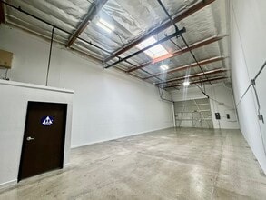 367-377 S Acacia Ave, Fullerton, CA for lease Interior Photo- Image 2 of 8