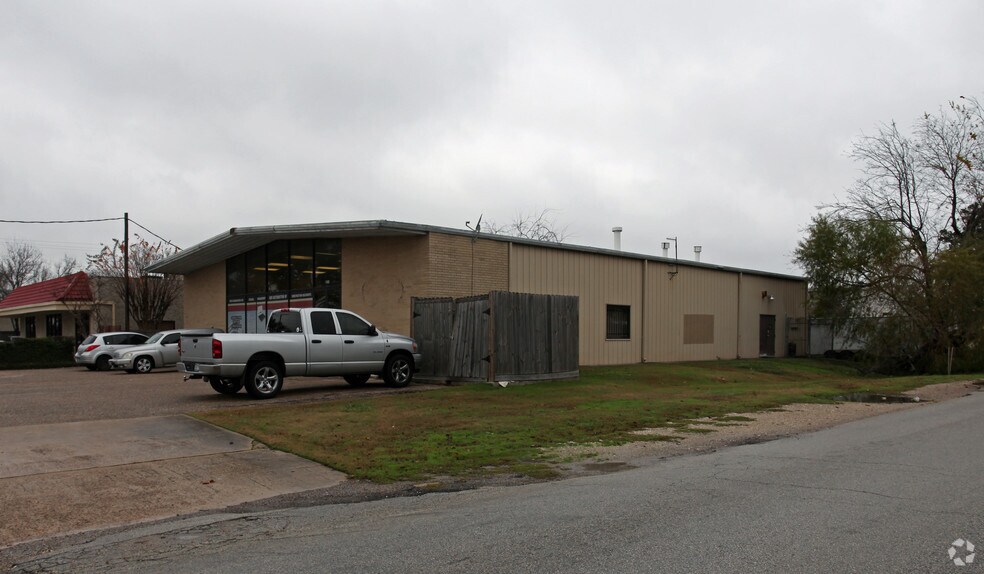 4900 Dacoma St, Houston, TX à vendre - Photo du bâtiment - Image 3 de 4