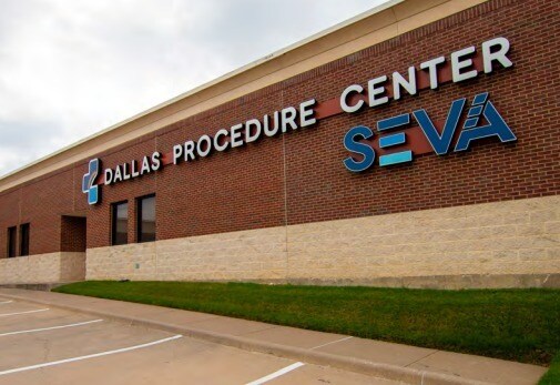 1854 Lakepointe Dr, Lewisville, TX à vendre - Photo du bâtiment - Image 2 de 13