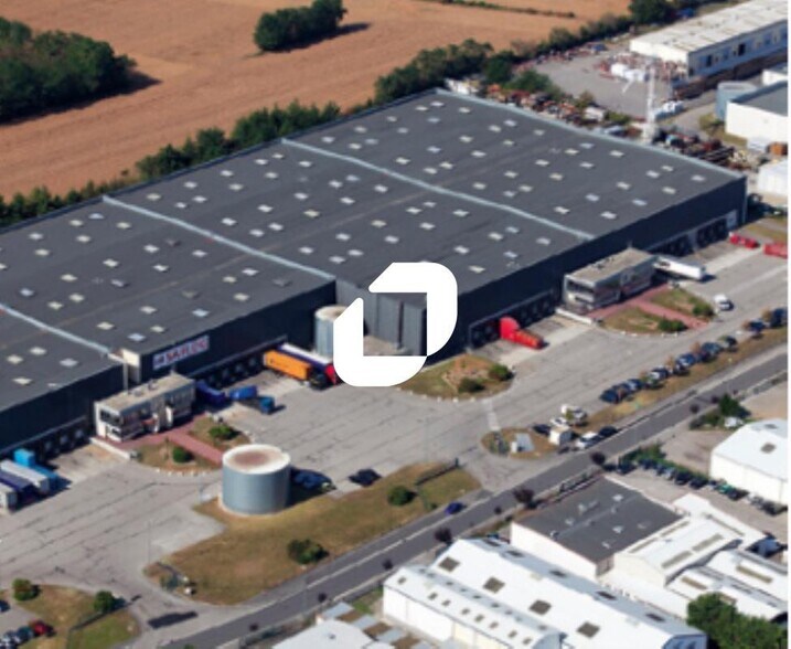 Industrial in Genas for lease - Aerial - Image 2 of 3