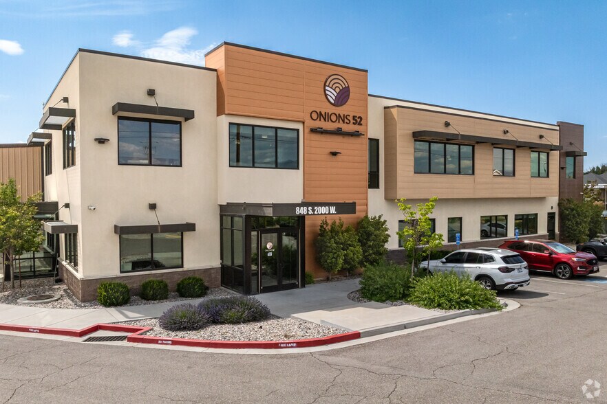 848 S 2000 W, Syracuse, UT à louer - Photo principale - Image 2 de 9