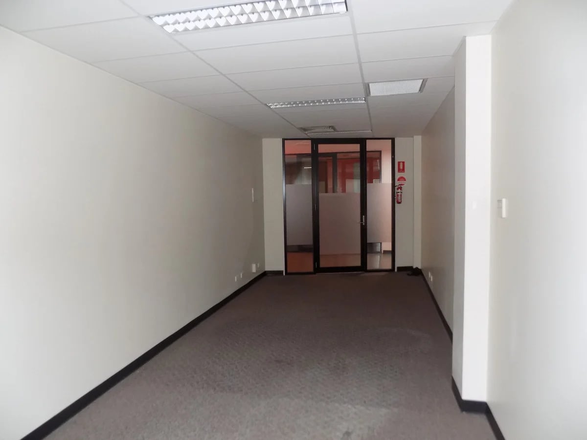 1253 Nepean Hwy, Cheltenham, VIC 3192 - Unit 15 - - Interior Photo - Image 2 of 3