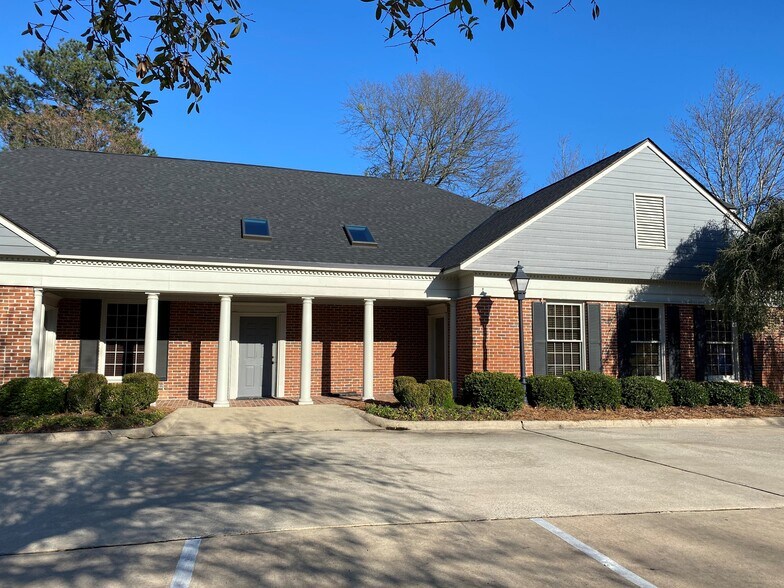 1425 Wynnton Rd, Columbus, GA à louer - Photo du bâtiment - Image 2 de 6
