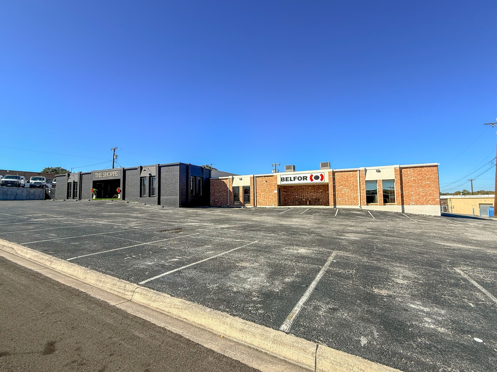 12131-12137 Valliant St, San Antonio, TX for sale Primary Photo- Image 1 of 47