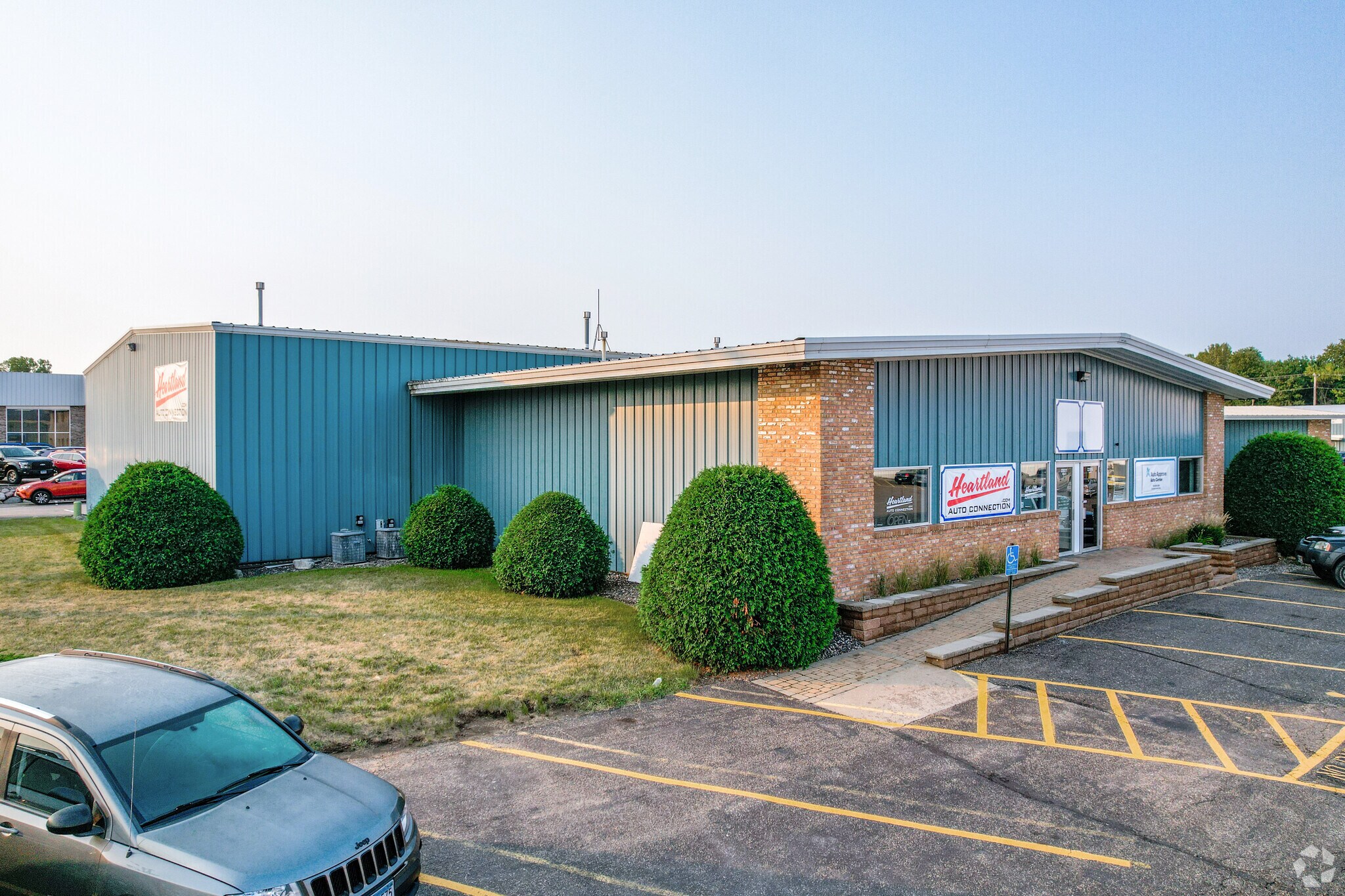22011-22043 Industrial Blvd, Rogers, MN à louer Photo principale- Image 1 de 17