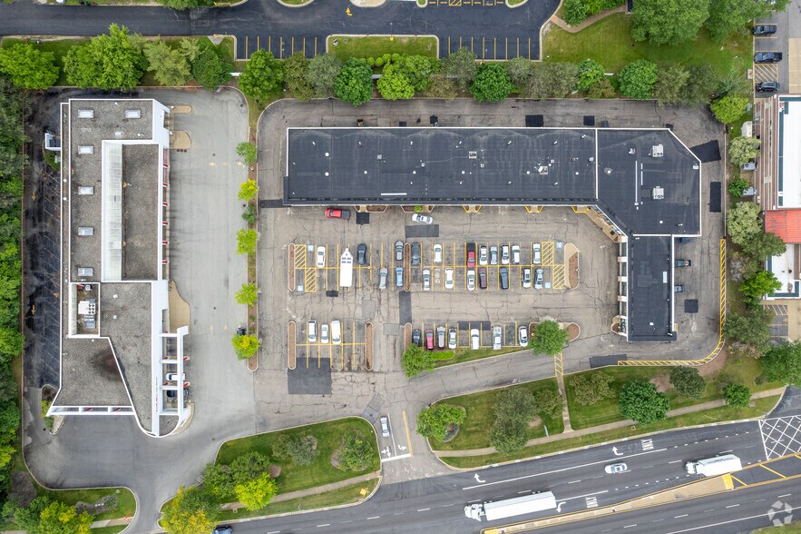 250 S Gary Ave, Bloomingdale, IL à louer - Aérien - Image 2 de 2
