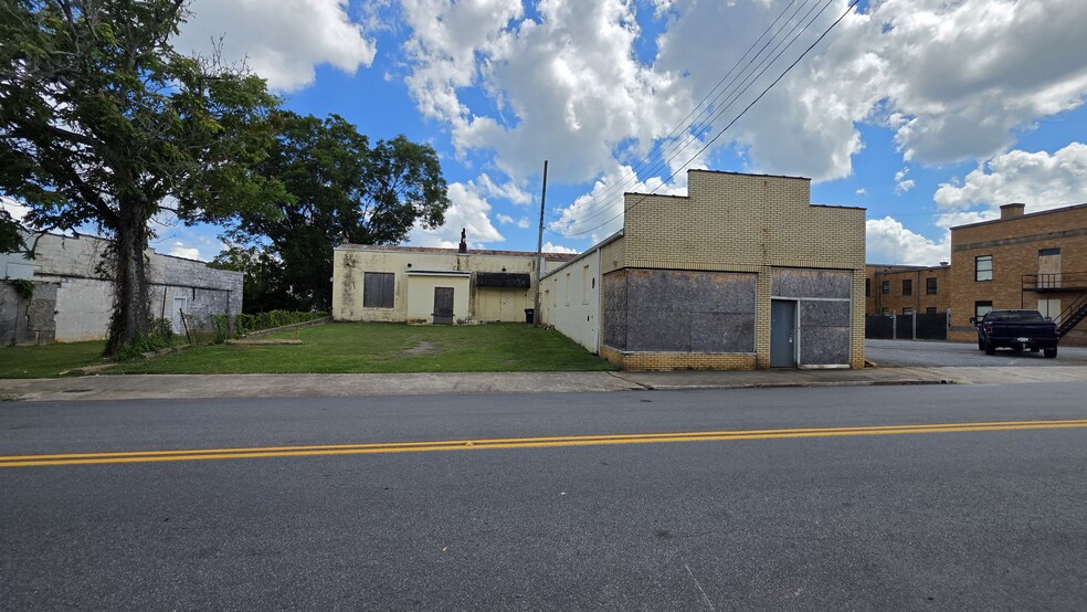 215 W Church St, Anderson, SC for sale - Building Photo - Image 2 of 19