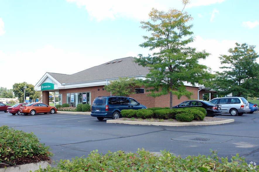 1504 Canton Rd, Akron, OH à vendre - Photo du bâtiment - Image 2 de 2