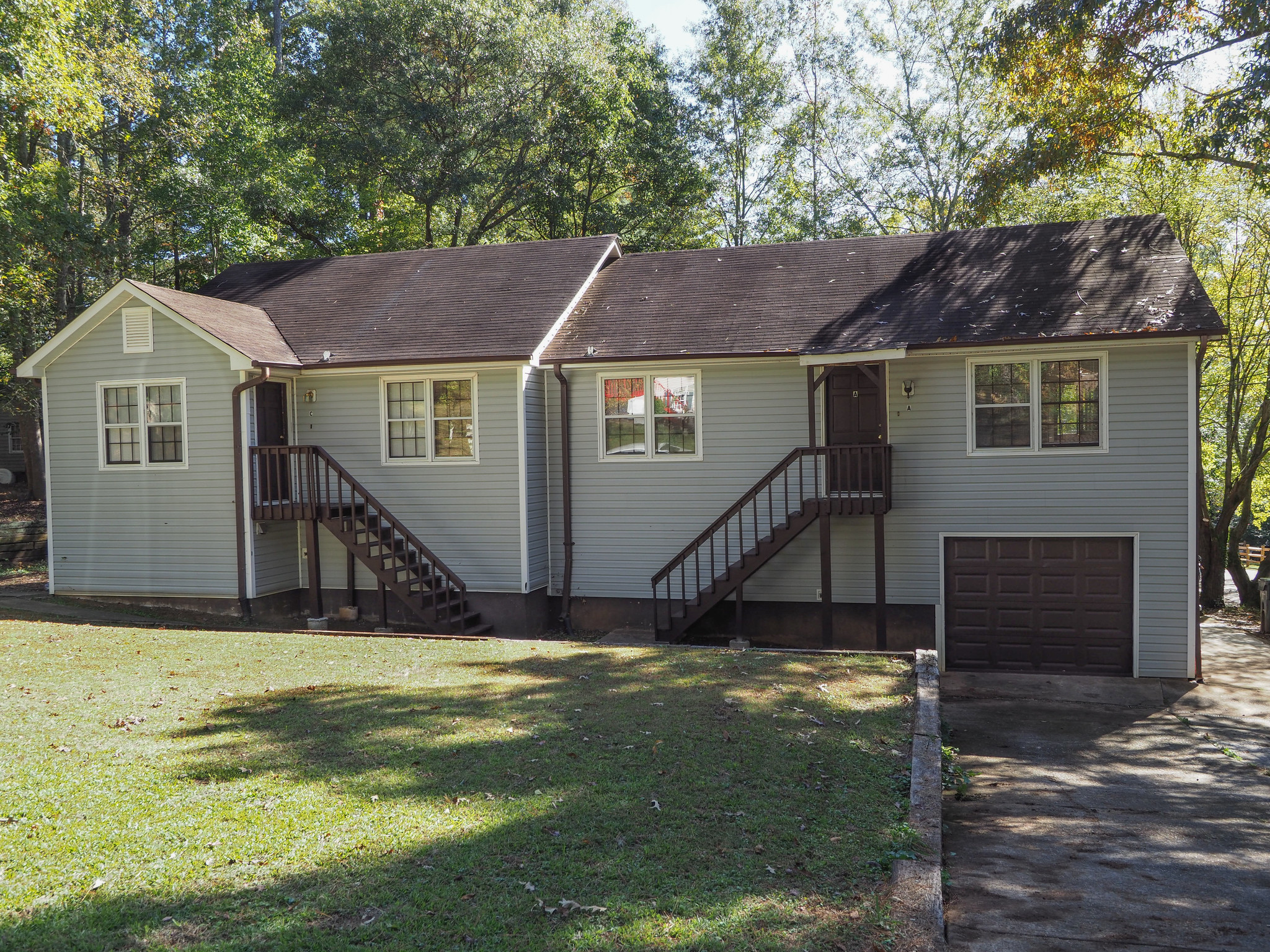 195 N Etowah Dr, Canton, GA for sale Primary Photo- Image 1 of 1