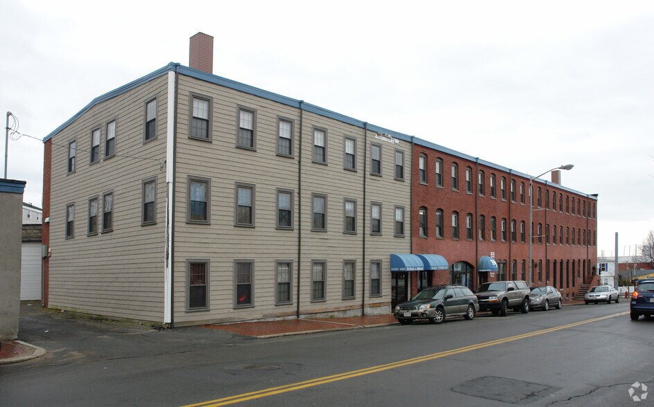 15 Rantoul St, Beverly, MA à louer - Photo du bâtiment - Image 3 de 9