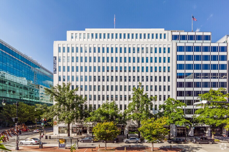 1775 K St NW, Washington, DC à louer - Photo du bâtiment - Image 3 de 9