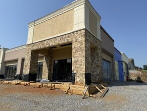 780 Highway 321 N, Lenoir City, TN for lease Building Photo- Image 1 of 7