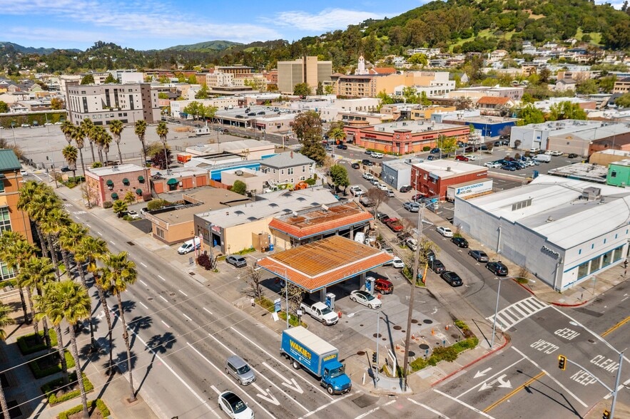 820 2nd St, San Rafael, CA for sale - Building Photo - Image 3 of 11
