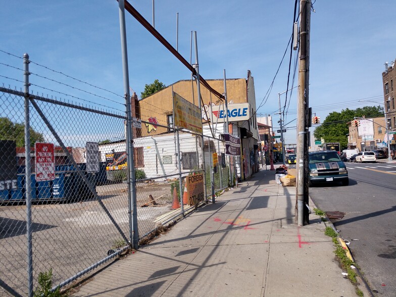 124-128 Jamaica Ave, Brooklyn, NY à vendre - Photo du bâtiment - Image 1 de 1