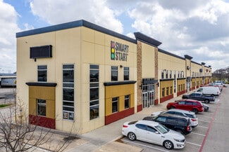 Plus de détails pour 4400-4420 N Interstate 35, San Antonio, TX - Local d'activités à louer