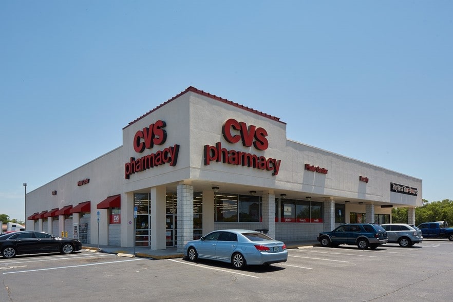 135 Town and Country Dr, Palatka, FL for lease - Building Photo - Image 3 of 8