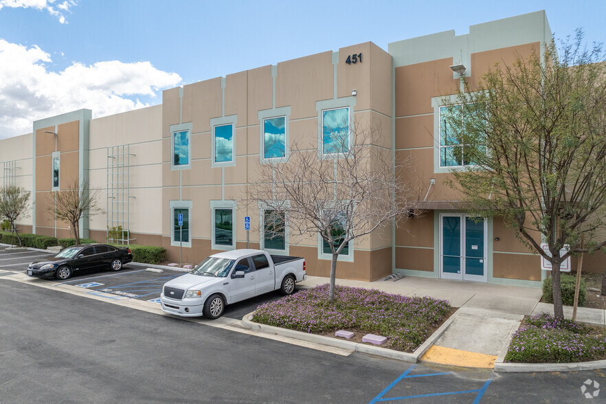 451 Alabama St, Redlands, CA for lease - Primary Photo - Image 1 of 7